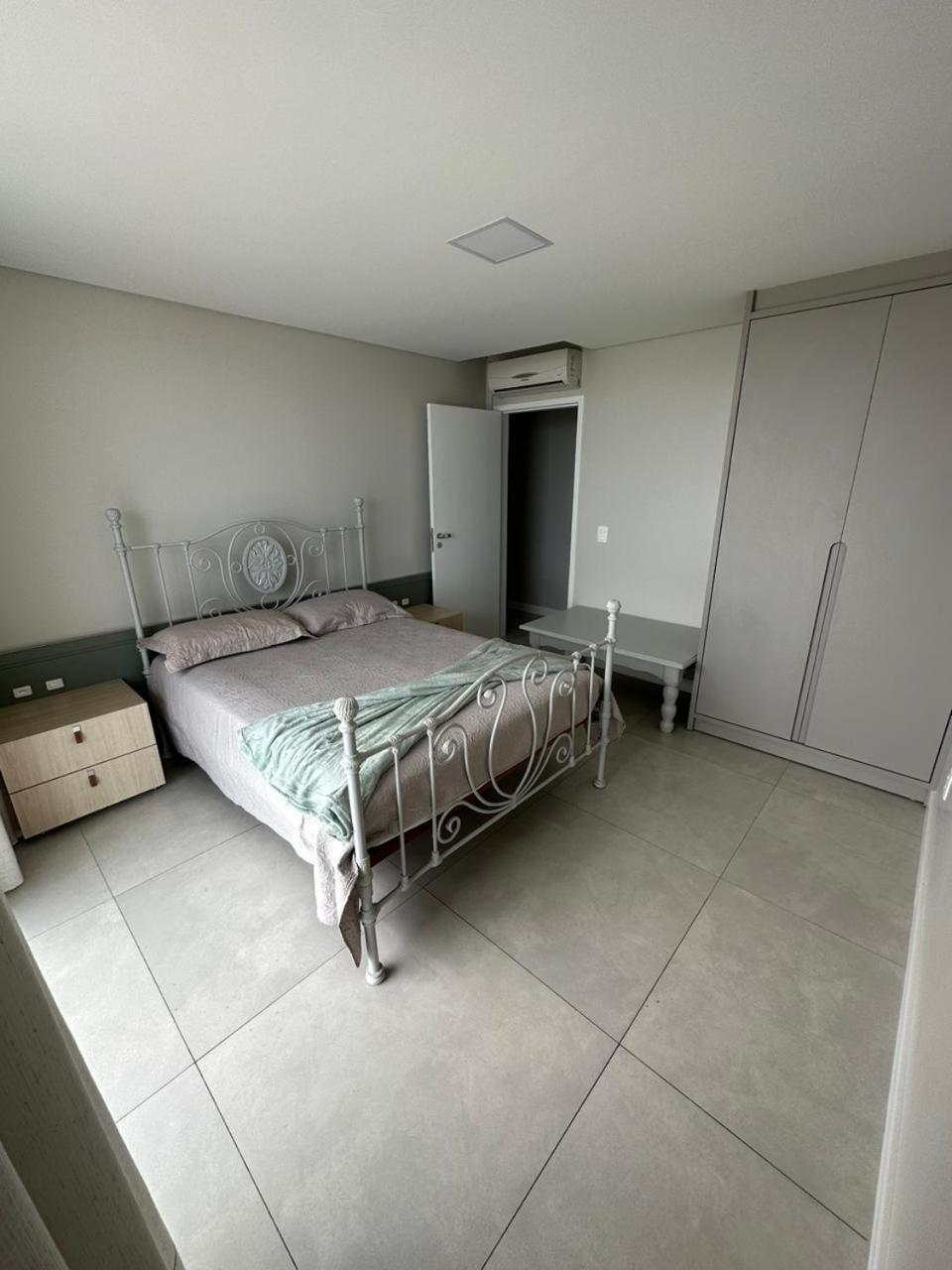 Apartamento Frente Mar Na Baia De Porto Belo Zewnętrze zdjęcie